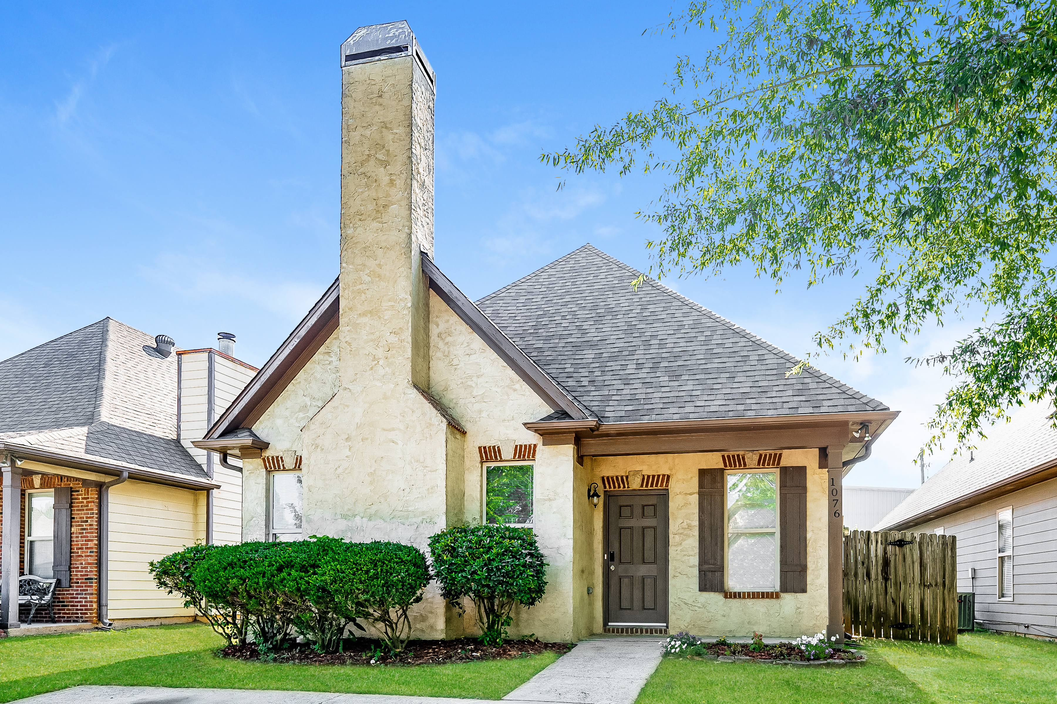 1076 WASHINGTON DRIVE MOODY, AL 35004